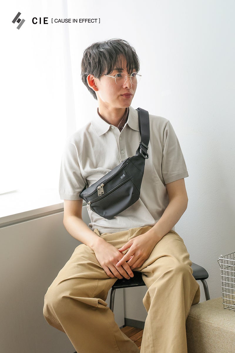 CIE シー VARIOUS ボディバッグ 021806