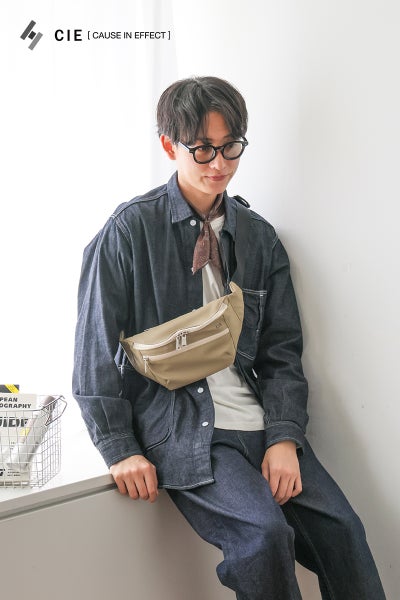 CIE シー VARIOUS ボディバッグ 021806