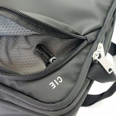 CIE シー VARIOUS 2WAYバックパック 021804