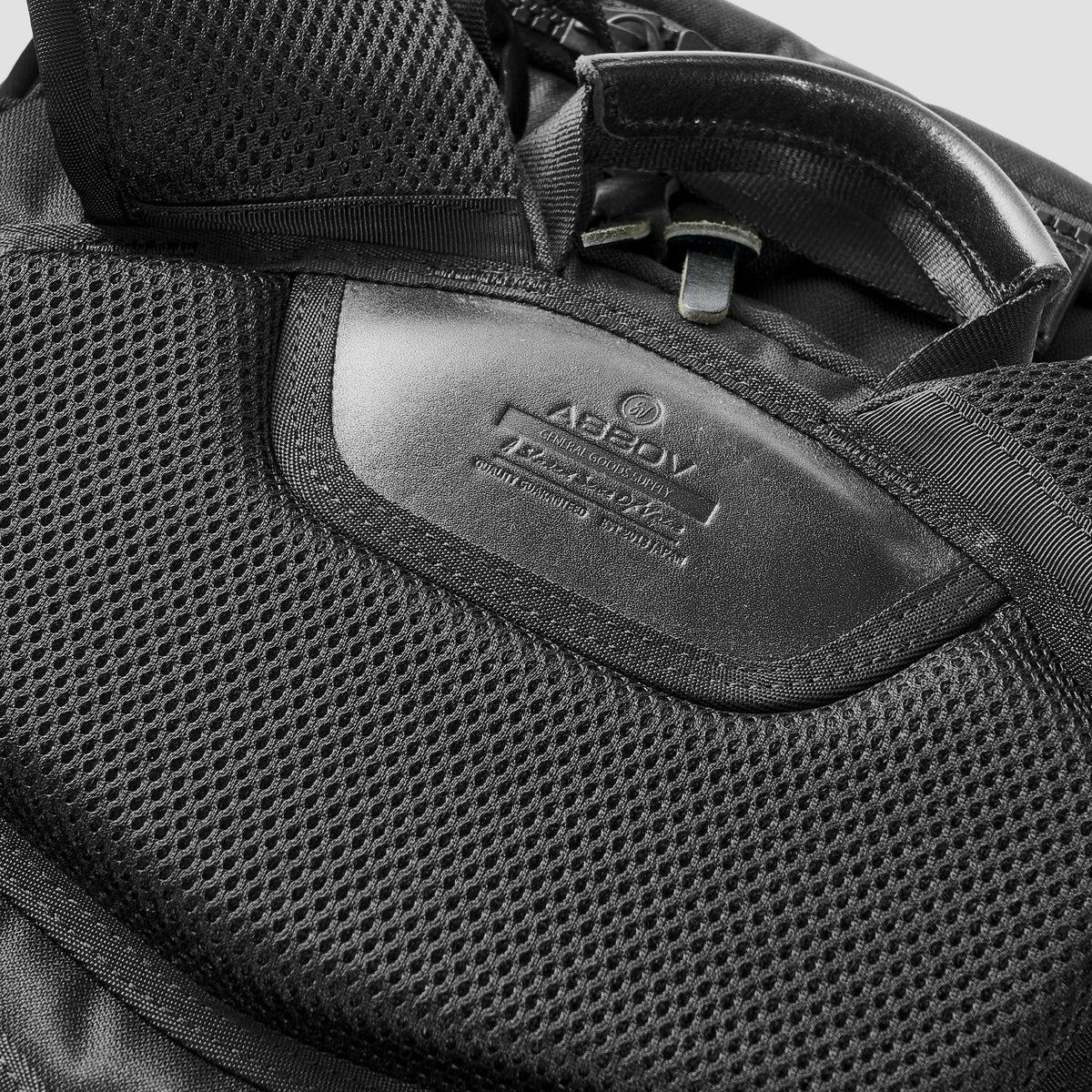 AS2OV アッソブ CORDURA DOBBY 305D コーデュラ ドビー305D ラウンドジップ バックパック 061409