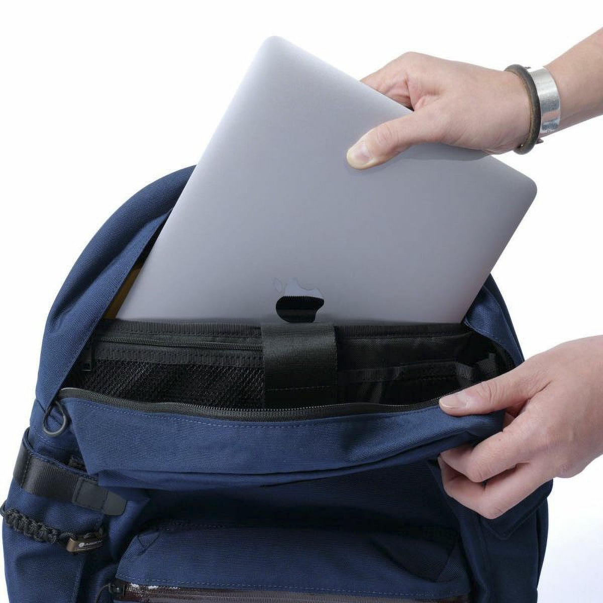 AS2OV アッソブ 330×1000D CORDURA STANDARD SERIES 330×1000D コーデュラ スタンダードシリーズ デイパック 152317