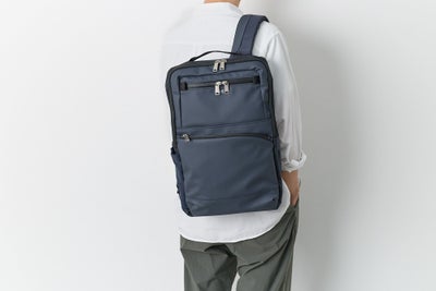 CIE シー VARIOUS スクエアバックパック 021826