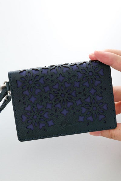 genten ゲンテン Kaleido カレイド 二つ折りパスケース 44813