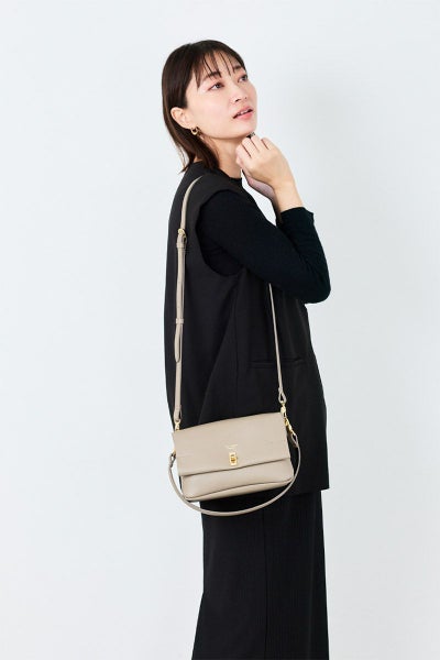 VIOLAd'ORO ヴィオラドーロ TRERO トレロ Wフェイス ワンショルダーバッグ V-1599