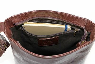 Dakota BLACK LABEL ダコタ ブラックレーベル インセンス スクエアショルダーバッグ 1624204