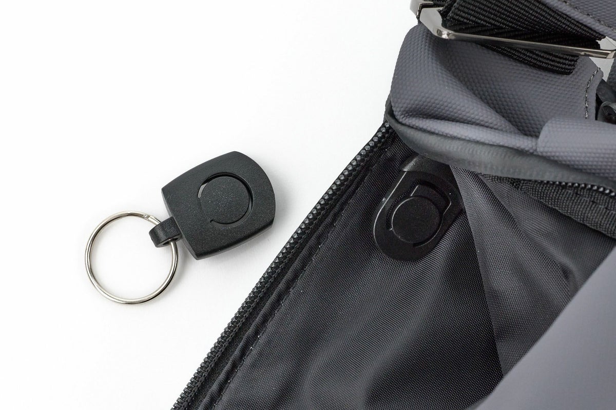 SML エスエムエル THIERRY HUNTING BAG K902143W