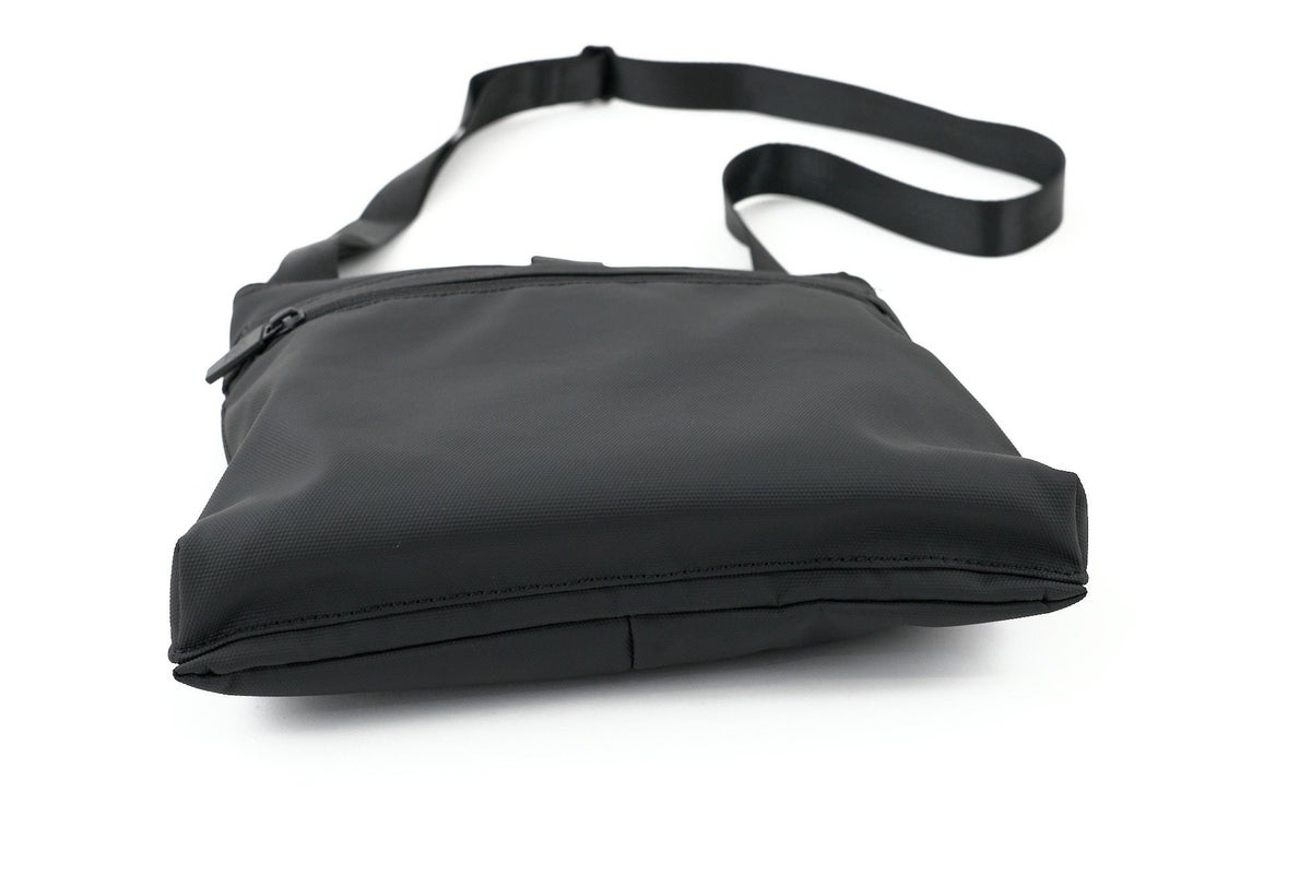 SML エスエムエル THIERRY UTILITY SHOULDER BAG K904115