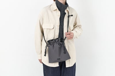 SML エスエムエル JUDE MULTl POCKET DRAWSTRING M K904094