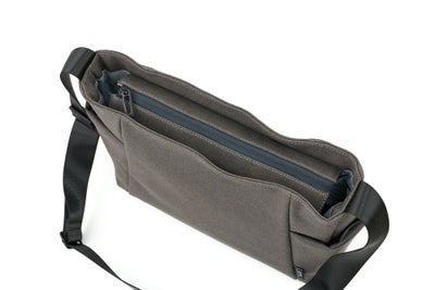 Un coeur アンクール TOROII トロ2 ショルダーバッグ K903063N