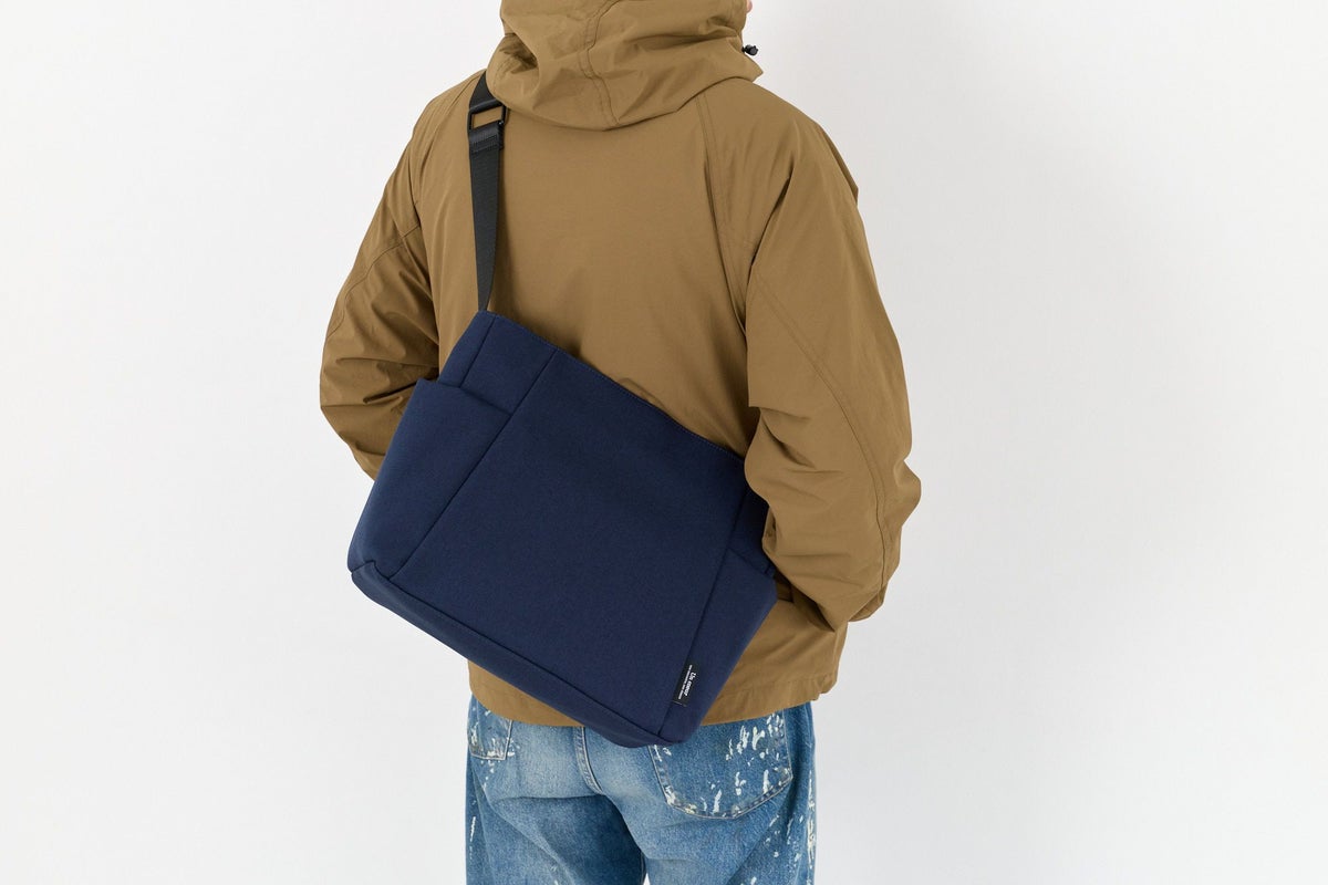 Un coeur アンクール TOROII トロ2 ショルダーバッグ K903063N