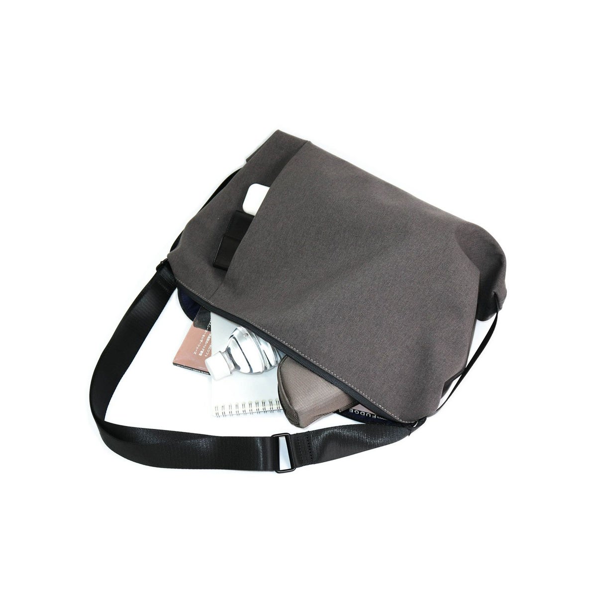 Un coeur アンクール TOROII トロ2 ショルダーバッグ K903010N