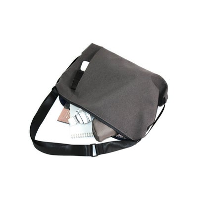 Un coeur アンクール TOROII トロ2 ショルダーバッグ K903010N