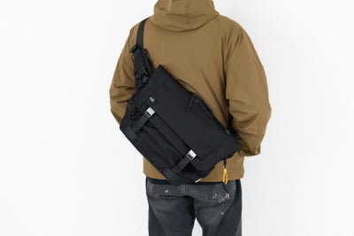 CIE シー ARISE ショルダーバッグ 202501