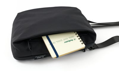 Un coeur アンクール hatch ハッチ ショルダーバッグ K904154