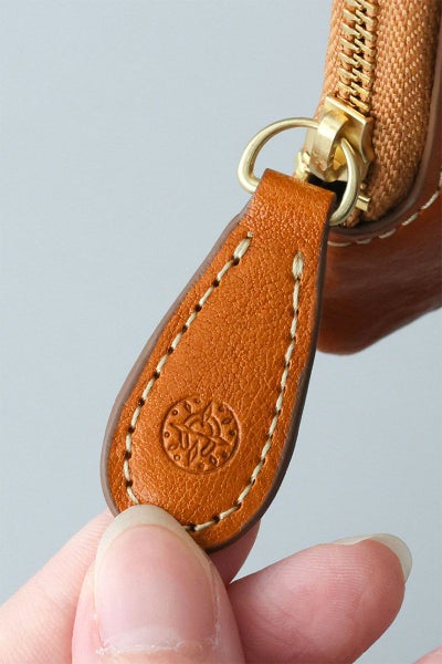 Dakota ダコタ ヴィタミーナ 小銭入れ付き長財布（ラウンドファスナー式 ） 0031901