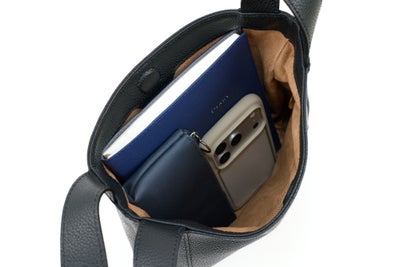 PELLE MORBIDA ペッレモルビダ Vela ヴェ－ラ ハンドルバッグ PMO-VE105