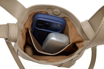 PELLE MORBIDA ペッレモルビダ Vela ヴェ－ラ ミニハンドルバッグ PMO-VE104