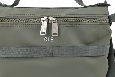 CIE シー GRID3 バタフライサコッシュ M 032077
