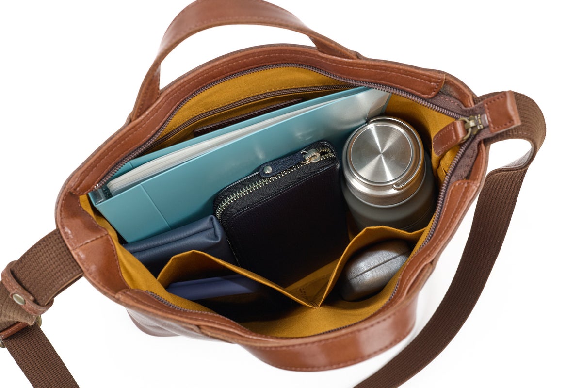 Dakota BLACK LABEL ダコタ ブラックレーベル ロード 縦型ショルダーバッグ 1624902