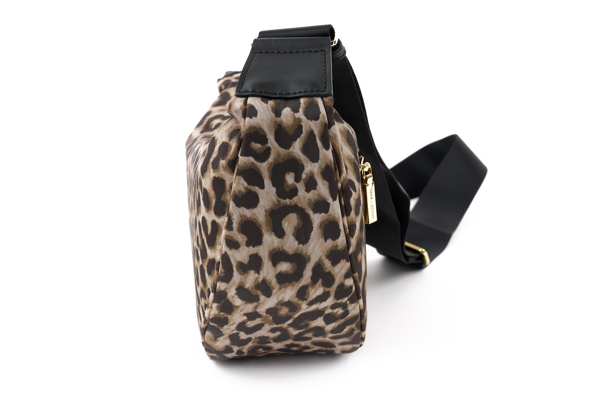 VIOLAd'ORO ヴィオラドーロ BIANCA ビアンカ ボディバッグ V-2257