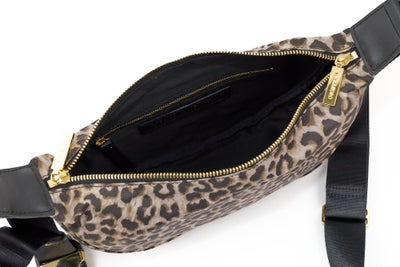 VIOLAd'ORO ヴィオラドーロ BIANCA ビアンカ ボディバッグ V-2257