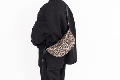 VIOLAd'ORO ヴィオラドーロ BIANCA ビアンカ ボディバッグ V-2257