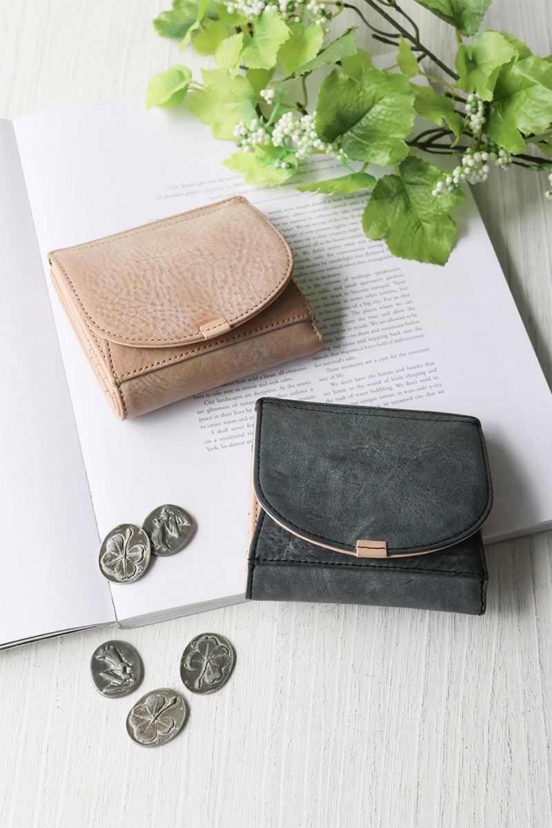 Dakota BLACK LABEL ダコタ ブラックレーベル クレマ 小銭入れ付き二つ折り財布 0620131