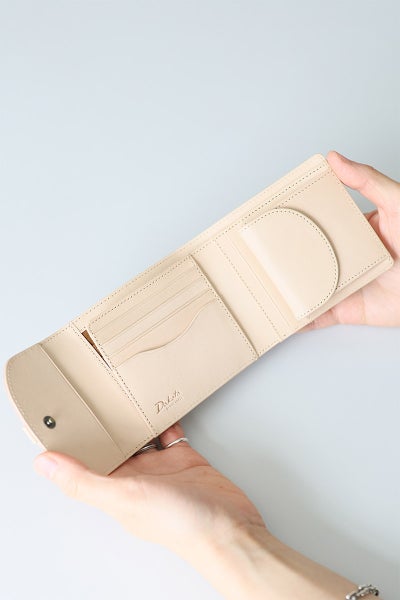 Dakota BLACK LABEL ダコタ ブラックレーベル クレマ 小銭入れ付き フラップ二つ折り財布 0620133