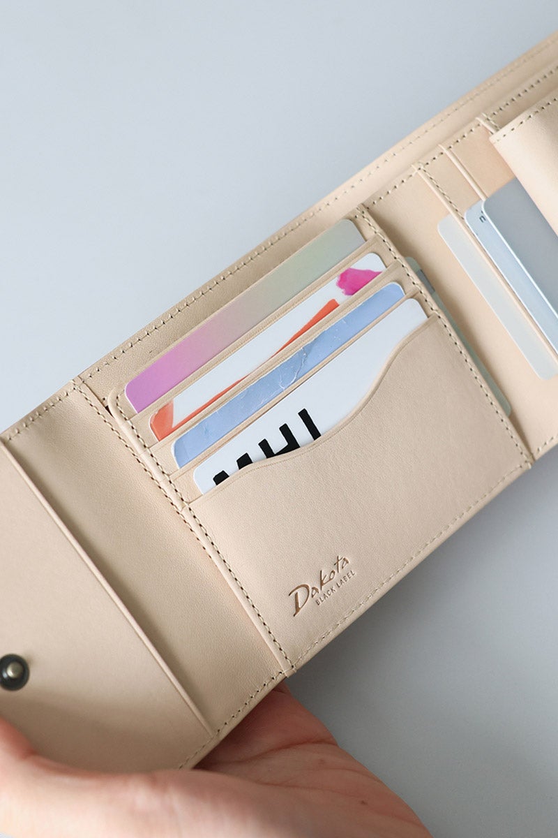 Dakota BLACK LABEL ダコタ ブラックレーベル クレマ 小銭入れ付き フラップ二つ折り財布 0620133