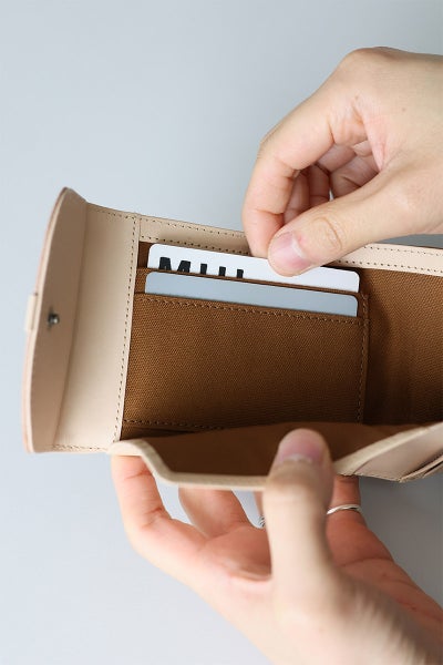 Dakota BLACK LABEL ダコタ ブラックレーベル クレマ 小銭入れ付き フラップ二つ折り財布 0620133