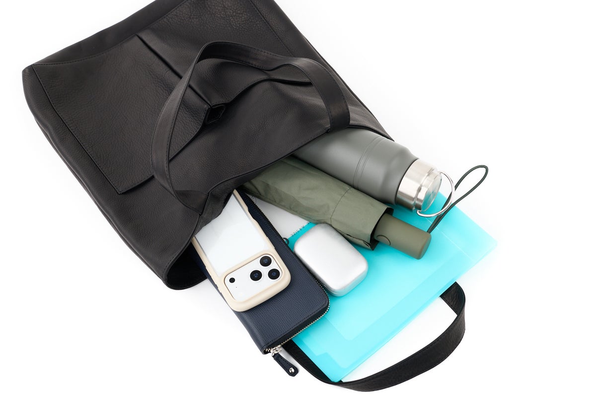 MR.OLIVE E.O.I ミスターオリーブ イーオーアイ IMPERMA-LEATHER インパーマレザー GUSSET POCKET TOTE BAG ME651