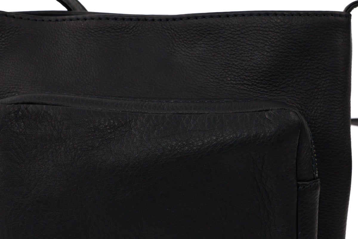 MR.OLIVE E.O.I ミスターオリーブ イーオーアイ IMPERMA-LEATHER インパーマレザー GUSSET POCKET COMPACT SHOULDER BAG ME652