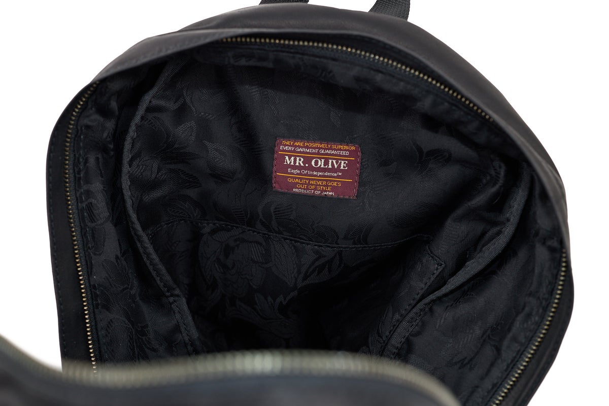 MR.OLIVE E.O.I ミスターオリーブ イーオーアイ IMPERMA-LEATHER インパーマレザー URBAN DAY PACK ME694