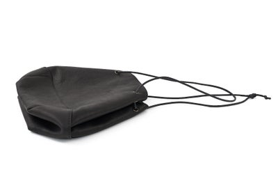 MR.OLIVE E.O.I ミスターオリーブ イーオーアイ IMPERMA-LEATHER インパーマレザー 2WAYDRAWSTRING POUCH ME697