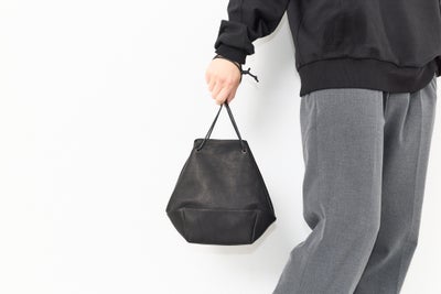 MR.OLIVE E.O.I ミスターオリーブ イーオーアイ IMPERMA-LEATHER インパーマレザー 2WAYDRAWSTRING POUCH ME697