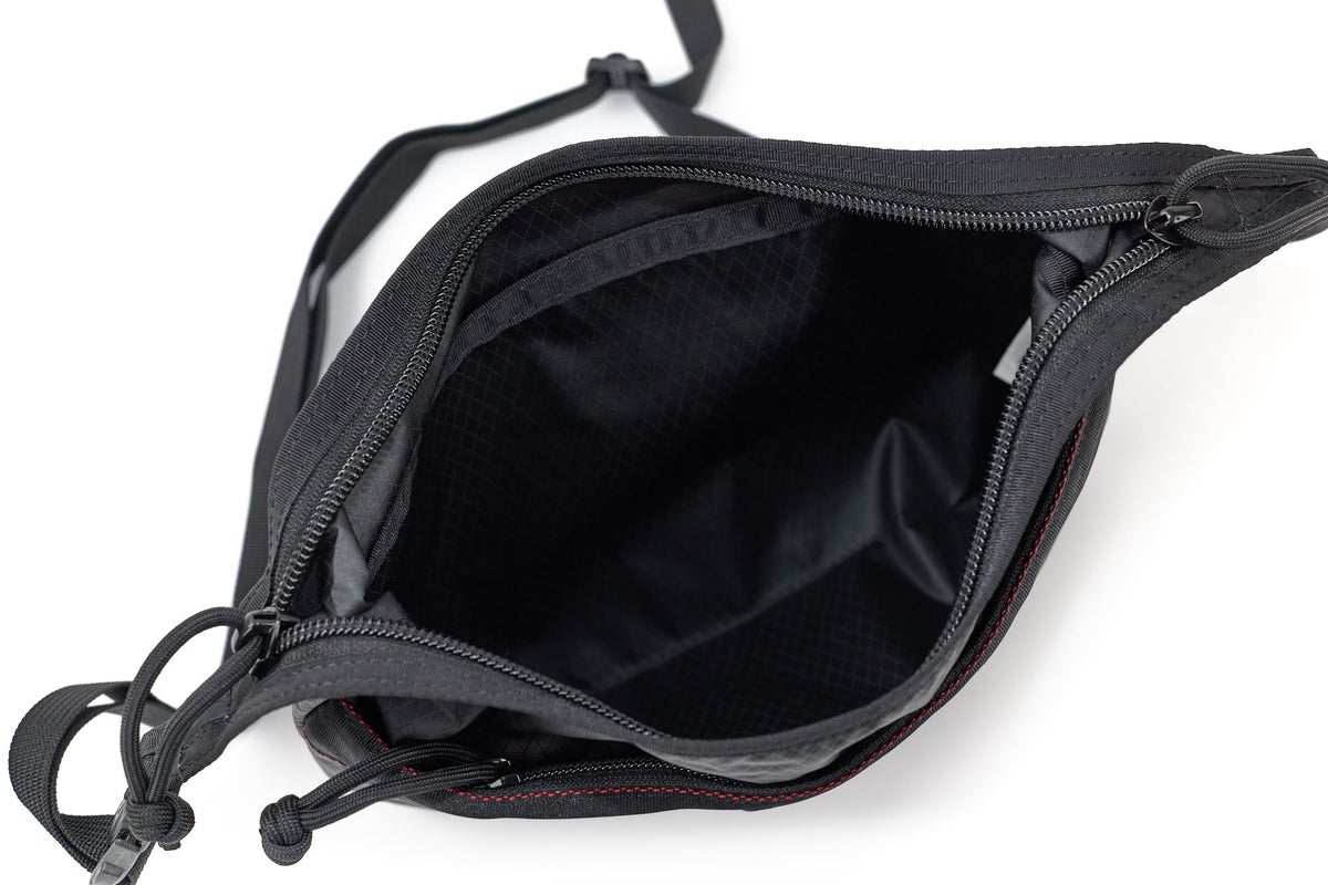 BRIEFING ブリーフィング SOLID LIGHT LIGHT SACOCHE RC BRA253L30