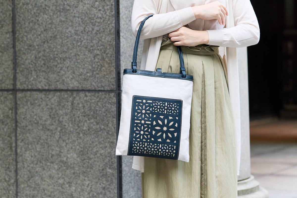 genten ゲンテン Tapestry cutwork タペストリーカットワーク トートバッグ 44975