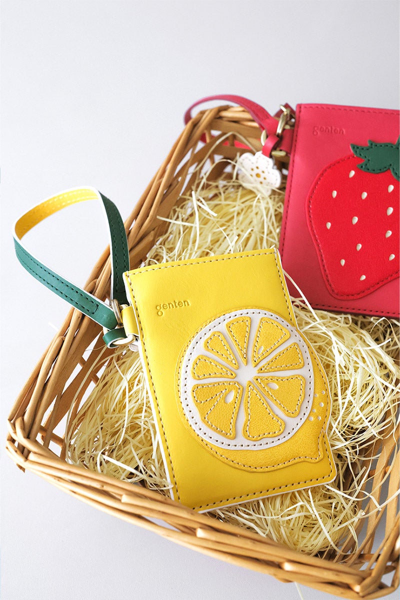 genten ゲンテン Fruit market フルーツマーケット はみ出しパスケース「レモン」 45045