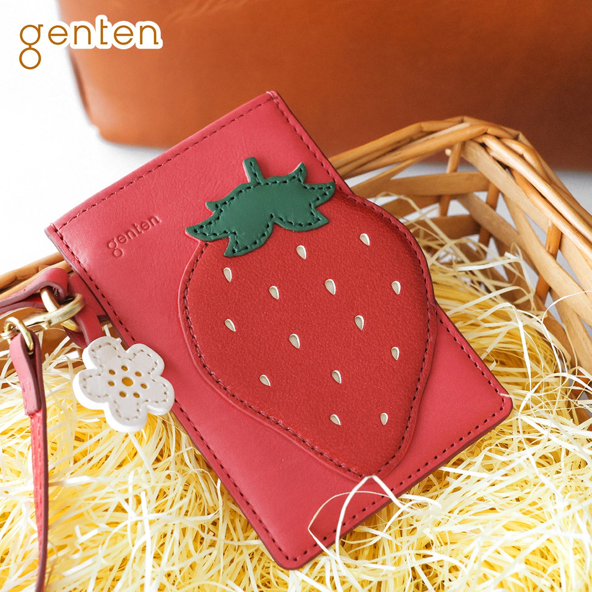 genten ゲンテン Fruit market フルーツマーケット はみ出しパスケース「いちご」 45046