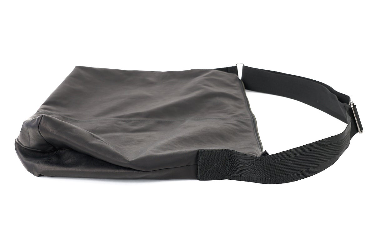 MR.OLIVE E.O.I ミスターオリーブ イーオーアイ IMPERMA-LEATHER インパーマレザー MESSENGER BAG ME613