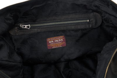 MR.OLIVE E.O.I ミスターオリーブ イーオーアイ IMPERMA-LEATHER インパーマレザー MESSENGER BAG ME613