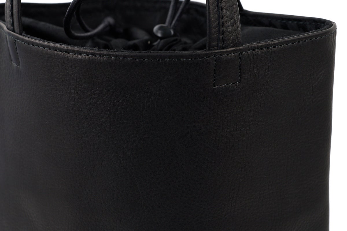 MR.OLIVE E.O.I ミスターオリーブ イーオーアイ IMPERMA-LEATHER インパーマレザー FLAT TOTE BAG (LARGE) ME637