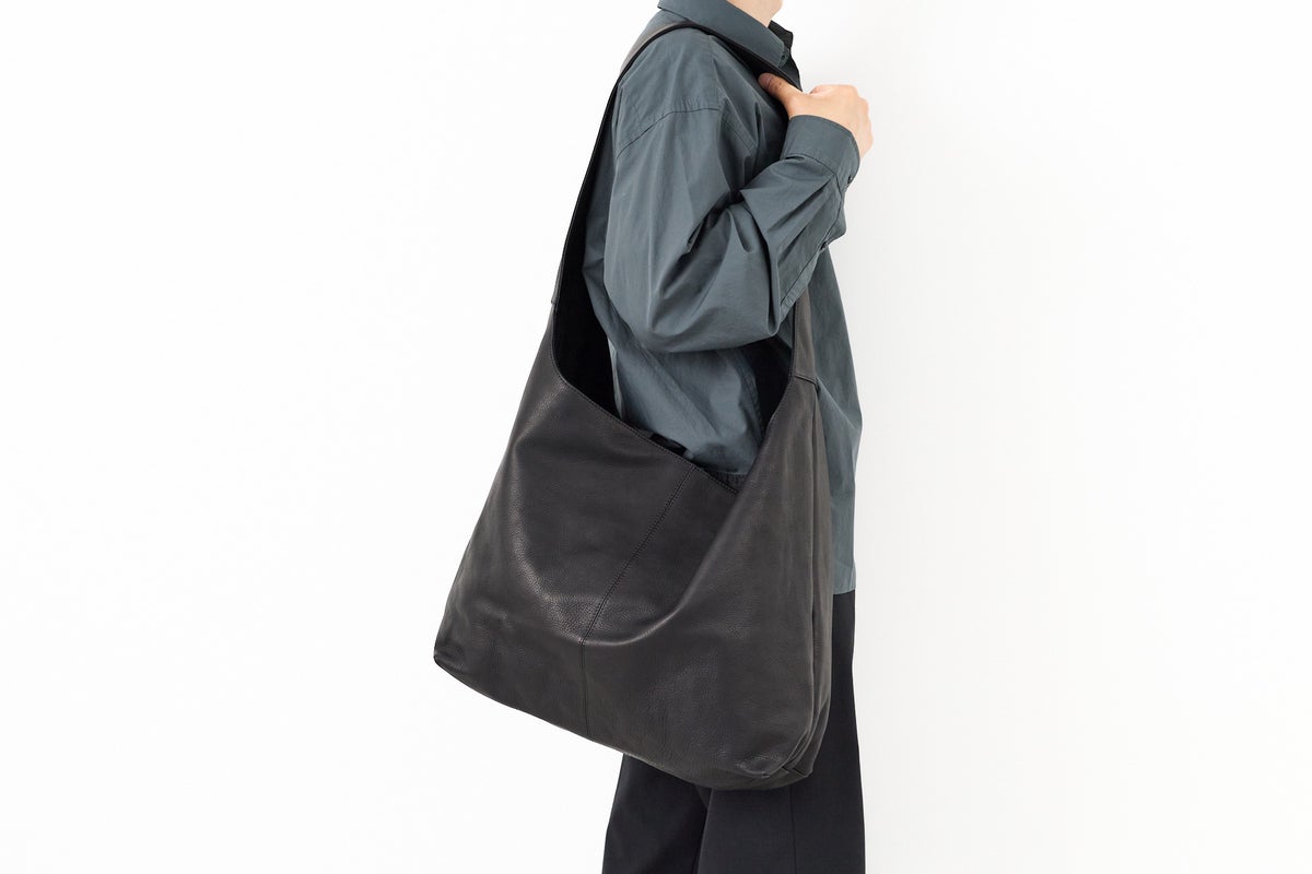 MR.OLIVE E.O.I ミスターオリーブ イーオーアイ IMPERMA-LEATHER インパーマレザー BIG SHOULDER BAG ME649