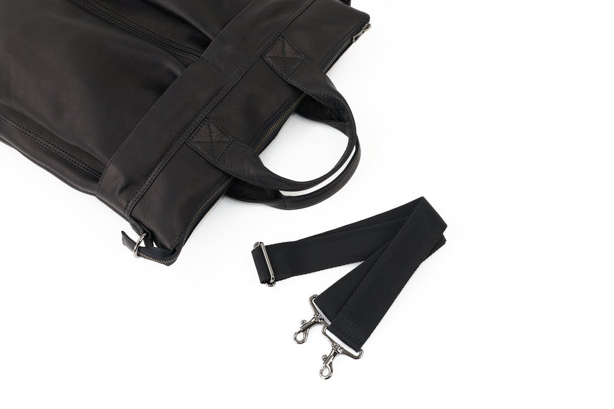 MR.OLIVE E.O.I ミスターオリーブ イーオーアイ IMPERMA-LEATHER インパーマレザー HELMET BAG ME666