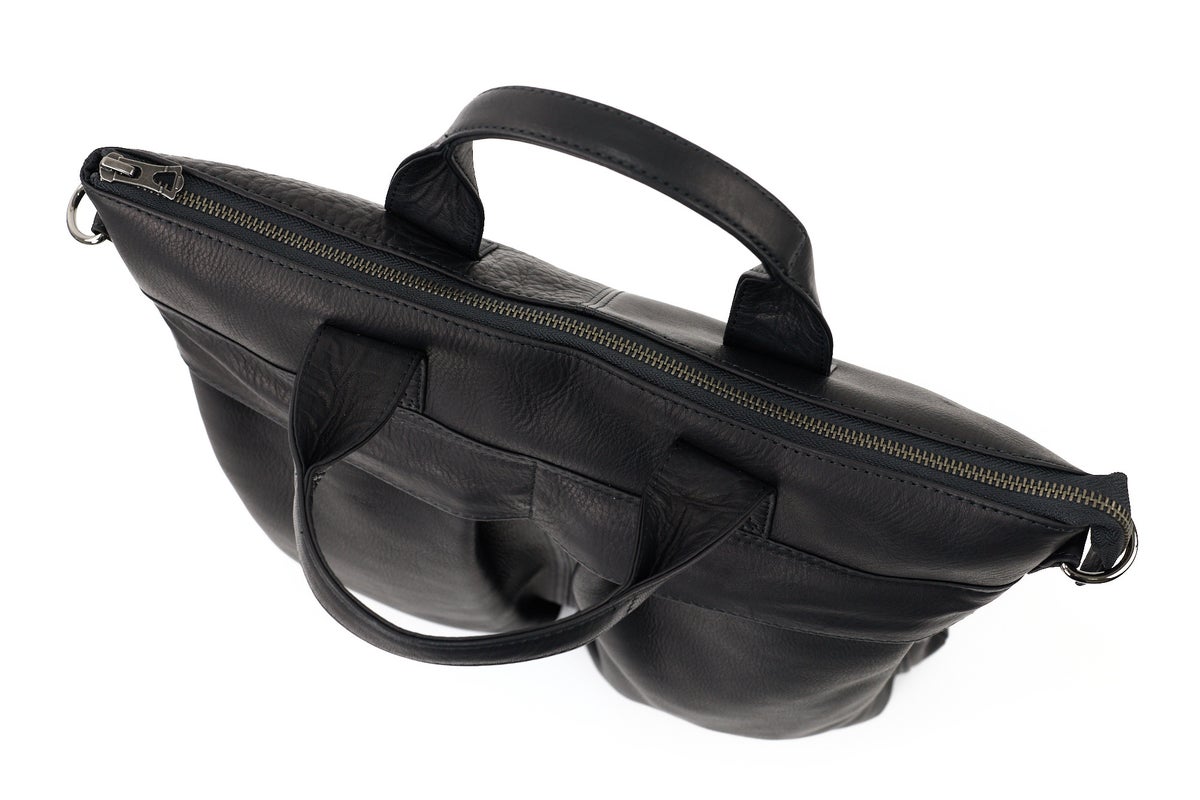 MR.OLIVE E.O.I ミスターオリーブ イーオーアイ IMPERMA-LEATHER インパーマレザー HELMET BAG ME666