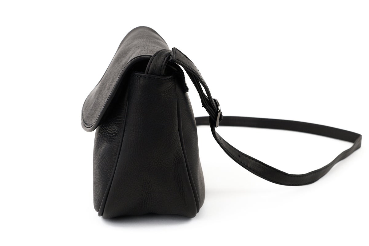 MR.OLIVE E.O.I ミスターオリーブ イーオーアイ IMPERMA-LEATHER インパーマレザー NEAT SHOULDER BAG ME668