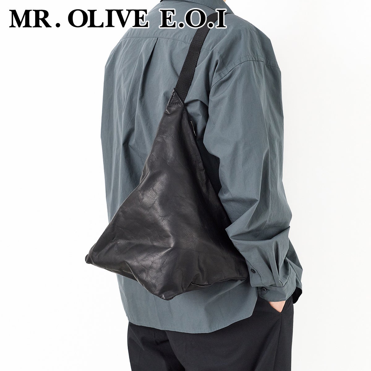 MR.OLIVE E.O.I ミスターオリーブ イーオーアイ IMPERMA-LEATHER インパーマレザー TRIANGLE BODY BAG ME696