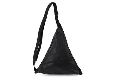 MR.OLIVE E.O.I ミスターオリーブ イーオーアイ IMPERMA-LEATHER インパーマレザー TRIANGLE BODY BAG ME696