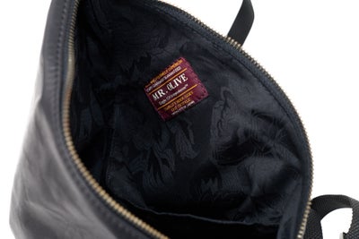 MR.OLIVE E.O.I ミスターオリーブ イーオーアイ IMPERMA-LEATHER インパーマレザー TRIANGLE BODY BAG ME696