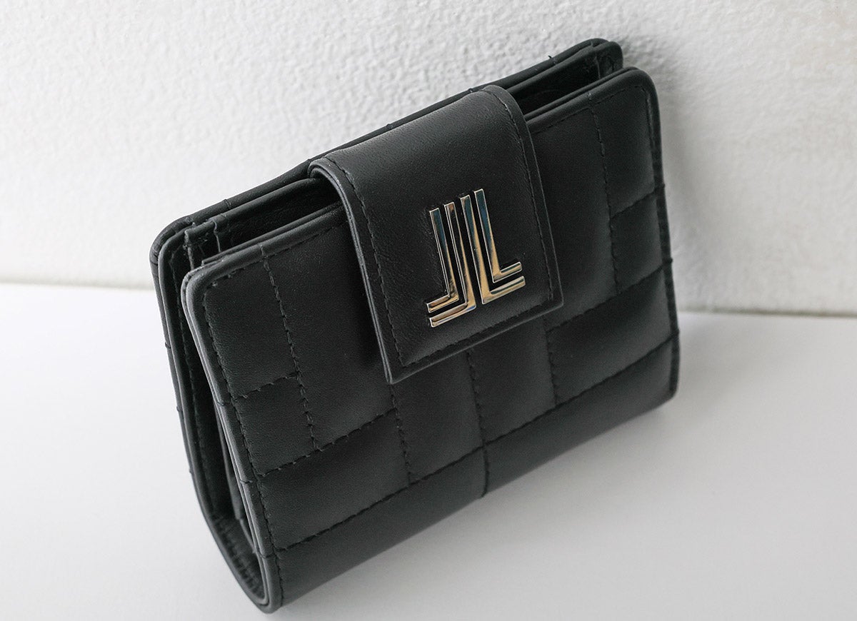 LANVIN en Bleu ランバン オン ブルー ベルシー 小銭入れ付き二つ折り財布 482663